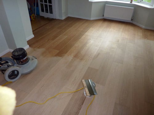 How to oil a wooden floor - oiling