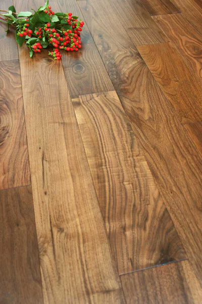 Advantages of pre-finished hardwood floors 