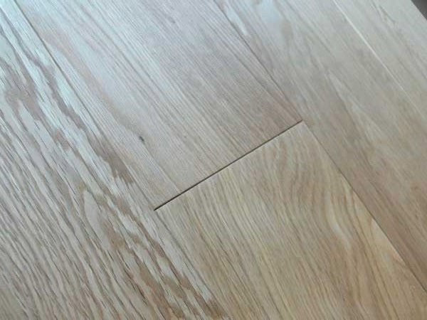 What is the difference between oil varnish and lacquer - oiled oak flooring